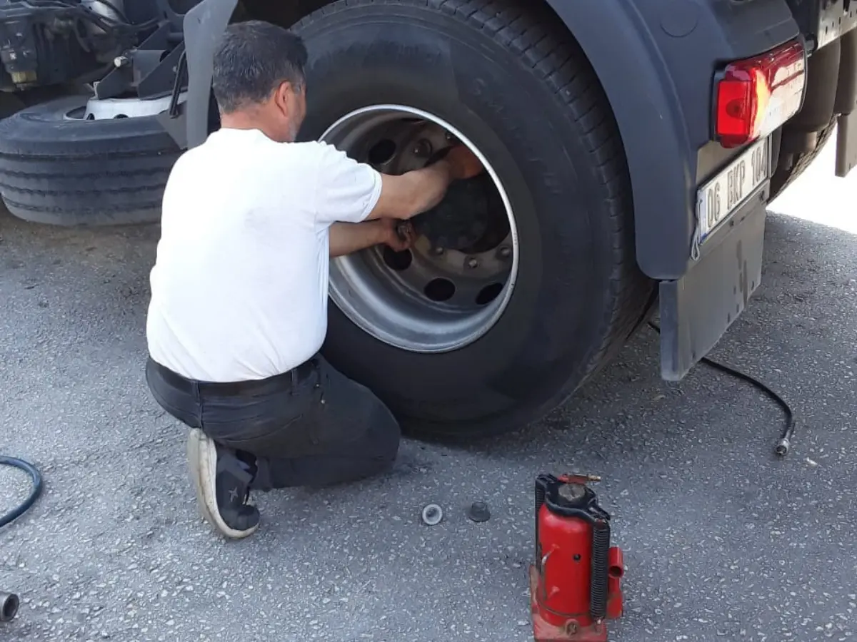 Kırıkhan Oto Lastikçi
